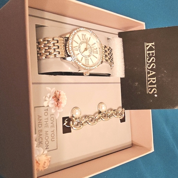 Kessaris 2-piece Watch and Faux Pearl Bracelet Set - Picture 1 of 5